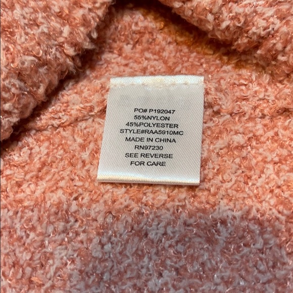 Crave Fame Blush V Neck Hoodie Sweater Medium - Picture 6 of 7